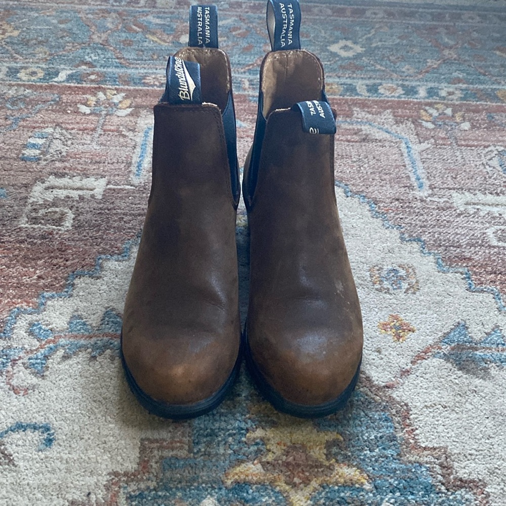 Brown Heeled Blundstone Boots